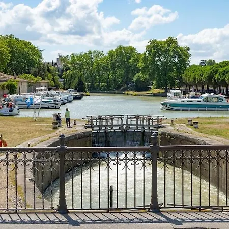 La Brocante De Paul ! Avec Piscine, Jardin, Et Parking Prives ! Villa